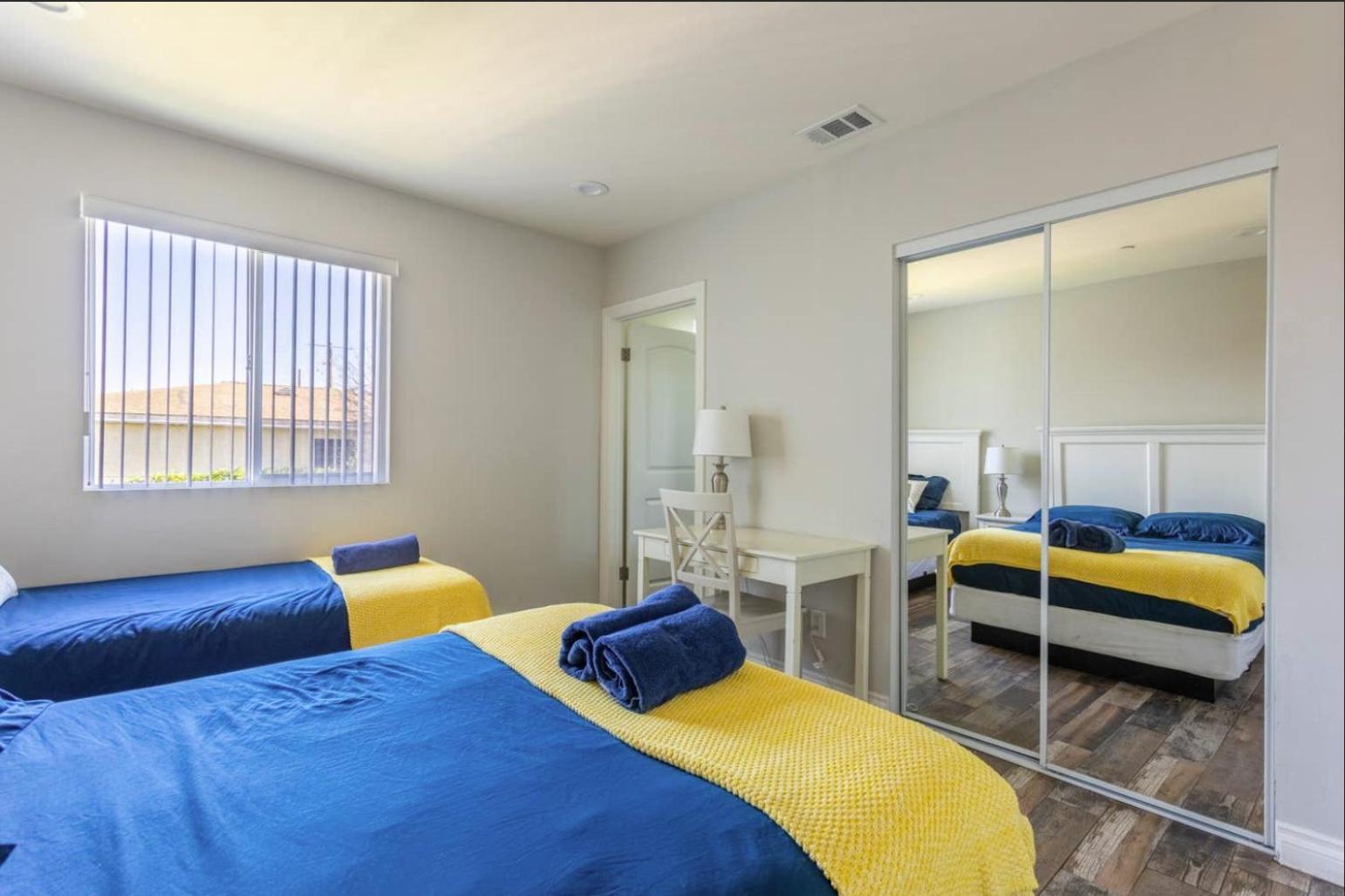 Cheerful 5br House With Parking Near Usc Hébergement de vacances