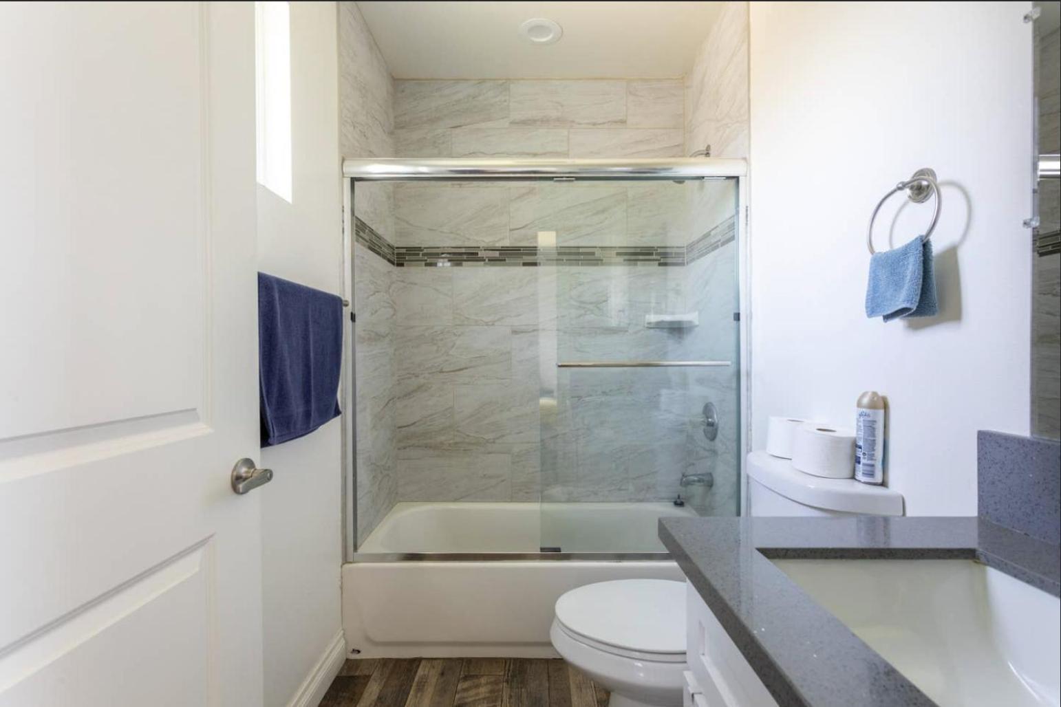 Cheerful 5br House With Parking Near Usc Hébergement de vacances Los Angeles