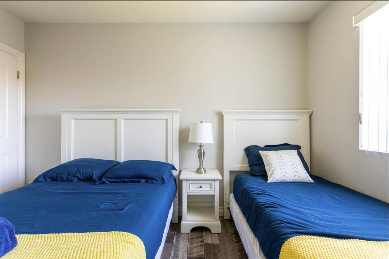 Cheerful 5br House With Parking Near Usc